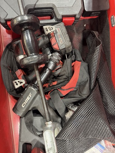 Slide hammer puller set with - hammer,